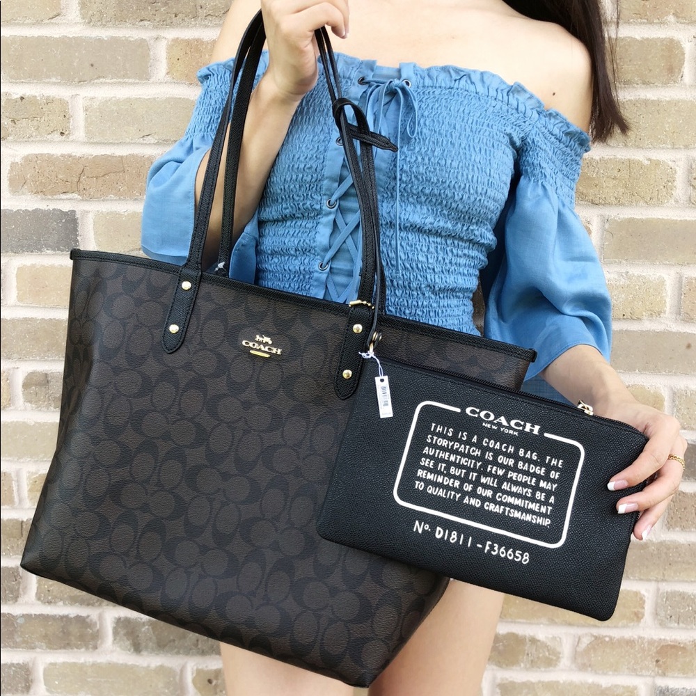 Gaby’sBags💕👜-NWT Coach Reversible Purse💕💕 - Picture 2 of 6